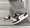 耐克（NIKE）球鞋定制AirJordan1AJ1芝芝莓莓蝴蝶結黑粉低幫女子板鞋 芝芝莓莓 定制款不支持退換 贈送 39 只賣(mài) 假一賠三 曬單實(shí)拍圖