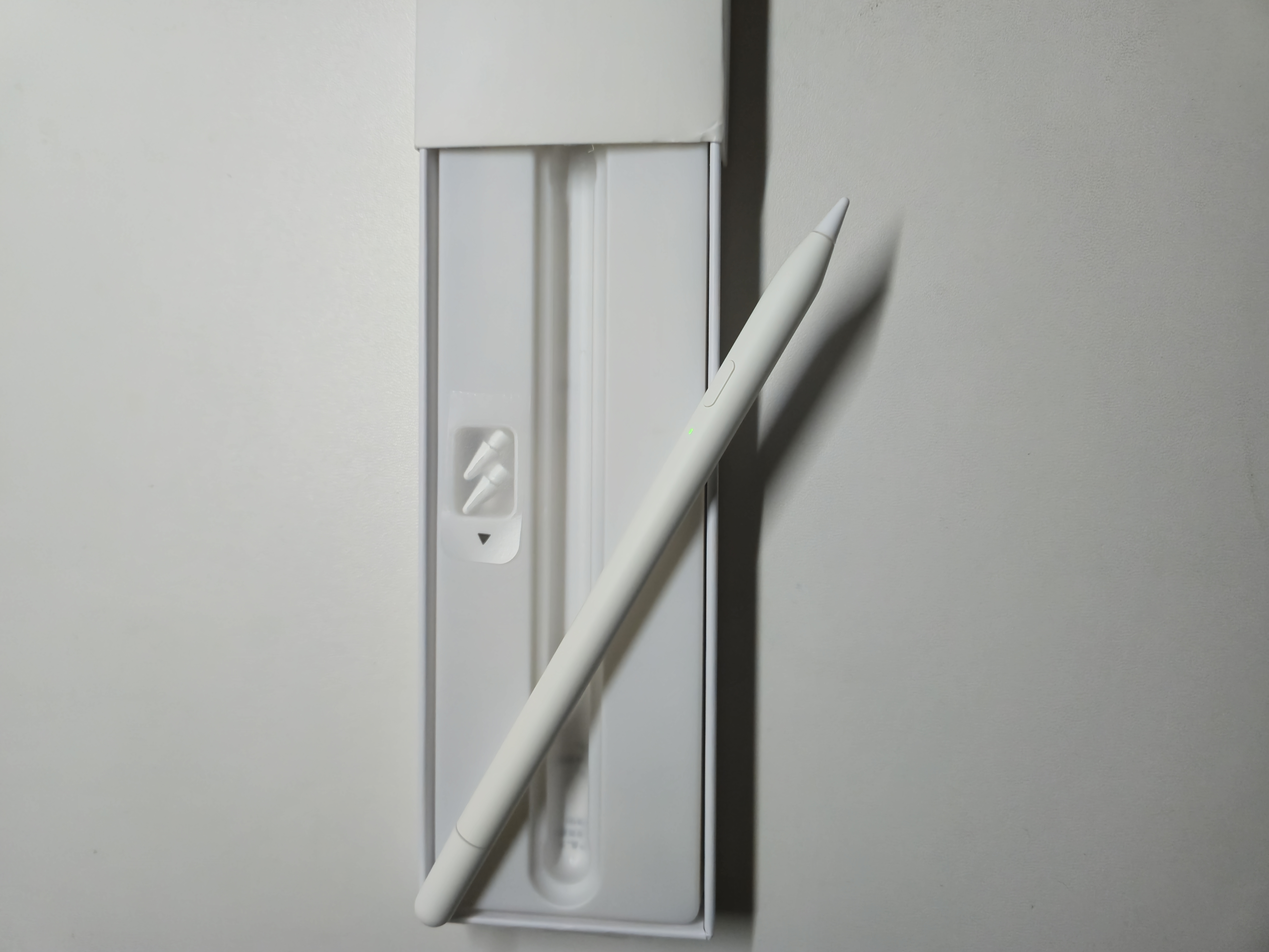 SOULUX【MFI認(rèn)證】適用蘋果電容筆apple pencil二代觸控防誤觸ipad手寫筆pro平板air4/5三代觸屏繪畫平替 官配三代頂配版 防誤觸不斷觸 傾斜壓感 曬單實(shí)拍圖
