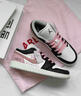 耐克（NIKE）【定制球鞋】 Jordan Air Jordan 1 皮革 FZBB 百搭 玫瑰故事 潮 黑粉 38 曬單實(shí)拍圖