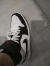耐克NIKE男休閑鞋喬丹AJ1 JORDAN 1低幫運(yùn)動(dòng)鞋 HF3148-106黑白灰43 曬單實(shí)拍圖