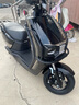 五羊【官方正品】電動(dòng)摩托車2000W高速大功率電動(dòng)車男女倆輪代步電動(dòng)摩托車 鏡面黑/速度50M/前后雙碟/杠箱版 72V35A/全新石墨烯電池/木架發(fā)貨 曬單實(shí)拍圖