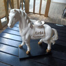 陶瓷馬擺件馬馱元寶風(fēng)水招財工藝品客廳辦公室桌開(kāi)業(yè)喬遷禮品裝飾 款式三 白瓷描金1件 曬單實(shí)拍圖