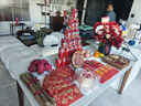 維爾斯全國向日葵康乃馨玫瑰抱抱桶花束配送喬遷之喜祝壽搬家鮮花小時達 步步高升33朵紅玫卡布混搭抱抱桶 曬單實拍圖