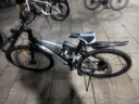 金武端自行車成人山地車公路賽車單車騎行變速超輕越野中學(xué)生初中青少年 頂配版-輻條輪-黑白色 27.5寸21速 曬單實(shí)拍圖