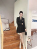 晨芙短款小西裝外套女時(shí)尚休閑職業(yè)裝套裝小個(gè)子氣質(zhì)正裝主持人工作服 7718黑色外套+027裙 M 建議90-100斤 曬單實(shí)拍圖