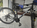 喜德盛（xds）山地自行車(chē)黑客500鋁合金車(chē)架24速油壓碟剎變速成人越野騎行 深灰/白 17寸 曬單實(shí)拍圖