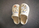 名創(chuàng)優(yōu)品（MINISO）洞洞鞋男女夏季外穿涼鞋防滑厚底踩屎感包頭涼拖鞋 卡其+海洋星星 曬單實拍圖