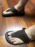 老人頭（laorentou）男士涼鞋夏季2025新款軟底沙灘鞋防滑兩用真皮夾腳人字拖鞋 棕色 40 曬單實(shí)拍圖