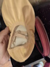艾舞戈舞蹈鞋兒童女免系帶專業(yè)芭蕾舞練功鞋跳舞鞋 肉色33 曬單實(shí)拍圖