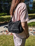 Kipling【七夕禮物】男女款25秋冬新款輕便斜挎包百納牛角包GABBIE/GABB GABB S-黑皮諾色 曬單實(shí)拍圖