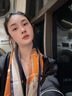 吳蠶里（WUCANLI）杭州絲綢高端法式緞面絲巾真絲女春秋季長款桑蠶絲圍巾披肩兩用 皮扣橘色 53x170cm 曬單實拍圖