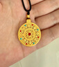 中國黃金（CHINA GOLD）黃金項鏈男女款百搭足金八寶羅盤吊墜情人節(jié)生日禮物送女友老婆 八寶羅盤項鏈【黑繩】約2.1g+品牌禮盒 曬單實拍圖