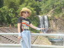 允娜毛茸茸搞怪帽子女新款可愛(ài)小怪獸毛絨帽冬季保暖防寒護耳套頭帽潮 白色 54-60CM 曬單實(shí)拍圖