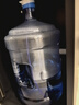拜杰水桶手提式純凈水桶戶外塑料茶水桶飲水桶礦泉水大桶儲(chǔ)水桶大容量 19L 【加厚PC全新料】+1個(gè)備用蓋 曬單實(shí)拍圖