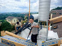 海爾【廠補(bǔ)-20% 】太陽(yáng)能熱水器光電兩用家用太陽(yáng)能電熱水器二合一熱水器全天候熱水器包安裝自動(dòng)上水 30根 230L |5-6人|光電版|包安裝 真空管式 曬單實(shí)拍圖