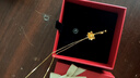 周六福5G工藝黃金項鏈女蓮花足金吊墜套鏈計價A0612688 約4.6g 40+5cm  曬單實拍圖