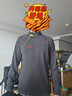 KLATTERMUSEN攀山鼠10055胡戈男款半拉鏈套頭帽衫-Huge Zip Sweater M's 962RavenBurnt Russet烏黑紅褐 S 曬單實(shí)拍圖