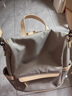 柏薩尼（PESASRIE）品牌包包女包旅行雙肩包女輕便帆布學(xué)生背包女士情人節生日禮物 杏灰色-大號【奢侈禮盒裝】 曬單實(shí)拍圖