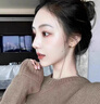 伊燦簡(jiǎn)約防過(guò)敏水滴耳釘女2025新款爆款通勤耳環(huán)小眾高級感養耳洞耳飾 簡(jiǎn)約防過(guò)敏水滴耳釘女 曬單實(shí)拍圖