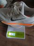 耐克頂級邁柔男子透氣輕便跑步鞋冬季新款專業(yè)NIKE VOMERO IQ4035 100帆白/黑/椰奶色/荷蘭橙 42 曬單實拍圖