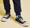 匡威（Converse）童鞋兒童低幫帆布鞋春季男女童全明星新品經(jīng)典款軟底魔術(shù)貼帆布鞋 黑色[經(jīng)典款新版】 偏大選小一碼 35 【建議腳長(zhǎng)22cm】 曬單實(shí)拍圖