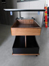 可移動(dòng)茶幾升降邊幾客廳巖板沙發(fā)邊柜高級感小推車(chē)茶幾帶輪置物架 1024【黑+胡桃色】可移動(dòng)小推車(chē) 曬單實(shí)拍圖