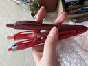 得力中性筆按動(dòng)式紅筆學(xué)生專(zhuān)用水筆學(xué)生考試專(zhuān)用黑色紅色藍色黑筆紅藍墨辦公文具用品簽字專(zhuān)用碳素筆芯 紅色【24支裝】+ 20支中性筆芯 曬單實(shí)拍圖