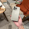 圖璐璐【自帶鏡頭膜】適用蘋(píng)果16/15Promax手機殼iPhone14pro全包防摔13PM男超薄磨砂plus新款散熱保護套 【鈦原色】超薄-散熱-防指紋 蘋(píng)果16Pro【自帶鏡頭膜】 曬單實(shí)拍圖