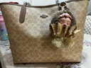 蔻馳（COACH）【品牌直供】女士經(jīng)典標(biāo)志CITY 33大號(hào)托特包單肩包CV976SVPWH 曬單實(shí)拍圖