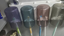 ecoco意可可牙刷杯置物架 免打孔漱口杯牙刷架壁掛式浴室衛生間洗漱置物架 溫馨四杯+擠牙膏器（灰色） 曬單實(shí)拍圖