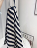 浴巾可穿式女士吊帶可裹夏季家用旅行露背可調節洗澡吸水速干浴袍 黑白條紋款【可調節吊帶浴巾】1 均碼80-140斤，70*160cm加大加厚 曬單實(shí)拍圖