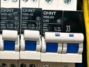 正泰（CHNT）自恢復(fù)式過欠壓保護NB3 OUVR-2E下進上出 空氣開關(guān)斷路器空開家用 1P+N 63A 曬單實拍圖