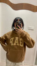 GAP男女裝刺繡字母logo仿羊羔絨連帽衛衣套頭衫609050 卡其色 XS (165/84A) 亞洲尺碼 曬單實(shí)拍圖