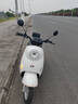 五羊【官方正品】電動(dòng)摩托車60V72V大功率電動(dòng)車NFC長(zhǎng)續(xù)航日常通勤電摩電動(dòng)車 星耀白/千瓦高功率電機(jī)/前后鼓剎 72V26A黑金石墨烯電池 曬單實(shí)拍圖