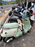 FGHGF電動(dòng)車兒童座椅前置電瓶摩托車坐椅電車通用安全寶寶嬰兒小孩坐凳 全包圍【米白色】 一鍵旋轉(zhuǎn) 8個(gè)月-3歲 曬單實(shí)拍圖