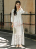 德瑪納【月白風(fēng)清】夏國(guó)風(fēng)新中式仿天絲繡花V領(lǐng)盤扣上衣橡筋腰半裙套裝 曬單實(shí)拍圖