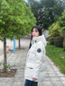 波司登（BOSIDENG）25新款極寒羽絨服女短款90鵝絨收腰顯瘦連帽保暖外套B250242302 【趨勢推薦】冰穹提花白9CW4 XS 155/80A 體重約100斤以?xún)?曬單實(shí)拍圖