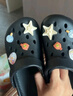 名創(chuàng)優(yōu)品（MINISO）洞洞鞋男女夏季外穿涼鞋防滑厚底踩屎感包頭涼拖鞋 黑色+海洋星星 曬單實(shí)拍圖