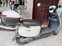 萬(wàn)仕龍電動(dòng)車(chē)后備箱通用電瓶車(chē)摩托車(chē)大容量適用于雅迪愛(ài)瑪儲物箱后尾箱 蘋(píng)果密碼鎖尾箱【米白】 尾箱附贈安裝配件包 曬單實(shí)拍圖
