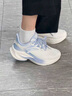 安踏（ANTA）毒刺6女鞋運動鞋女秋季新款皮面防潑水跑步鞋減震回彈訓(xùn)練鞋子女 象牙白/氧氣藍 37.5 曬單實拍圖