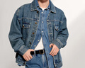 GAP一起搖擺丹寧系列 休閑牛仔夾克 男女同款 中度水洗 L (175/96A) 亞洲尺碼 曬單實(shí)拍圖