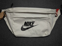 耐克NIKE 王一博同款 中性腰包  休閑包 BA5751-072淺骨色大號 曬單實(shí)拍圖