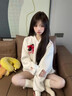 大魚(yú)界線(xiàn)（dayujiexian）新款女士開(kāi)衫連帽衛衣休閑風(fēng)套頭式袖窿剪裁有口袋潮流春秋白色（春秋薄款）M 建議80-100斤 曬單實(shí)拍圖