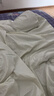 南極人（Nanjiren）大豆纖維被子1.8x2米冬被6-8斤加厚雙人春秋被四季通用保暖被褥子 皺皺紗親膚被-白拼淺綠【A類(lèi)嬰幼級可裸睡】 180*220cm約6斤 春秋被室溫0-14℃ 曬單實(shí)拍圖