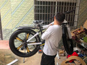 鳳凰沙灘雪地車(chē)山地自行車(chē)4.0寬大輪胎成人男女學(xué)生變速減震山地車(chē) 黑紅/五刀/4.0輪胎/全軸承 26英寸 30速 曬單實(shí)拍圖