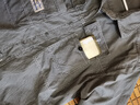 后琤美式復古工裝襯衫男寬松夏季短袖襯衣男士潮流明線(xiàn)貼標半袖體恤男 灰色 2XL（160-180斤） 曬單實(shí)拍圖