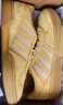 adidas「面包鞋」COURTIC經(jīng)典運動(dòng)板鞋男女阿迪達斯官方三葉草 芥末黃   43 曬單實(shí)拍圖