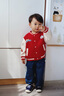 幼歌（YOUGE）嬰幼兒2025秋季元?dú)鈱捤擅朗郊咏q棒球服親膚復(fù)古外套潮紅色90 cm 曬單實(shí)拍圖