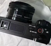 索尼（SONY）ZV-E10K APS-C半畫(huà)微單 爆款 vlog直播4K視頻側翻式液晶屏ZV-E10/ZV-E10L/ZV-E10K 【政府補貼】 黑色K套機【皮套+64G+電池+充電器+腕帶】 曬單實(shí)拍圖