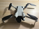 大疆 DJI Mini 4 Pro 全能迷你航拍機 入門級無人機 高清專業(yè)無損豎拍 智能跟隨全景拍攝 暢飛套裝（帶屏遙控器） 官方標配 無內(nèi)存卡 曬單實拍圖